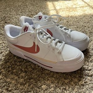 Nike Court Legacy Lift
